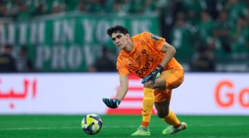 هل تعمد الهلال السخرية من خسارة النصر بسب الغموض حول ياسين بونو؟