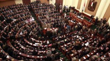 البرلمان يناقش توحيد رسم مغادرة مصر عند 100 جنيه وفرض رسوم على الأسمنت