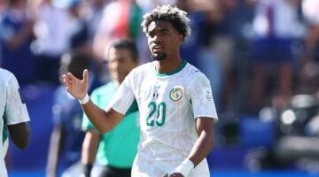 السنغالي إبراهيم مباى يدخل التاريخ كأصغر لاعب أفريقي يسجل في كأس العالم