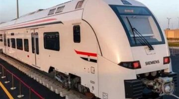 القطار الكهربائي السريع يربط البحرين بنقل 2.5 مليون راكب يوميًا و15 مليون طن