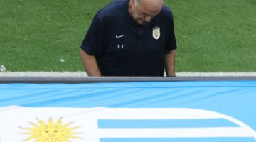 بيلسا يرفض تفسير صورته الغريبة التي التقطت خلال منافسات كأس العالم