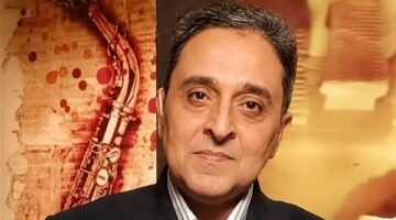تشييع جثمان كبير مذيعي التليفزيون المصري محمد جويلي من مغاغة في المنيا