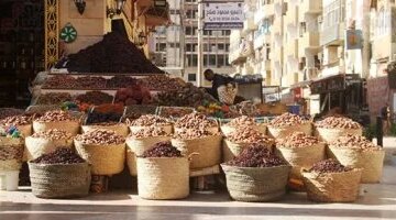 تغيرات في أسعار البلح السيوى والتمور بأسواق مطروح يوم الاثنين