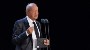 جدل واسع يثيره وصف نجيب ساويرس للشيخ محمد بن زايد بالأب الروحي لمصر