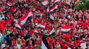 جماهير مصر تتوافد على ملعب مباراة إيران قبل انطلاق مواجهة كأس العالم