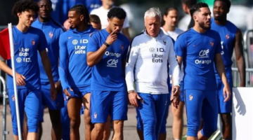ديشامب يغادر معسكر منتخب فرنسا عائدا إلى باريس لوفاة والدته