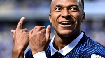 سر احتفال مبابي الغامض بـ “الناي” خلال مواجهة منتخب السنغال الأخيرة