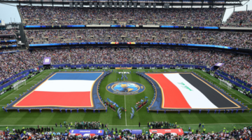 عاصفة رعدية توقف مباراة فرنسا والعراق في كأس العالم بفيلادلفيا