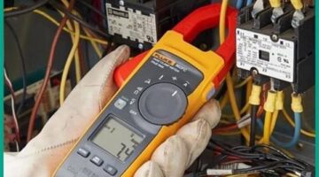عقوبات تصل إلى 200 ألف جنيه للتحايل على عدادات الكهرباء وسرقة التيار