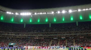 لماذا ظهرت المقاعد الخاوية في مدرجات مباريات كأس العالم وفق تفسير فيفا؟