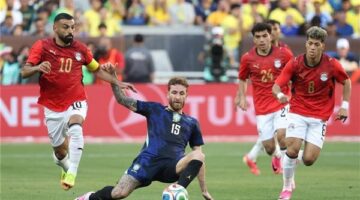 مدرب البرازيل السابق يشيد بأداء لاعب منتخب مصر ويصف محمد صلاح بالأسطورة
