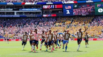 منتخب أميركا يواصل تألقه ويحسم صعوده إلى دور الـ32 بالمونديال