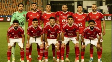 نجم برشلونة السابق يقترب من تدريب الأهلي خلفًا للمدرب توروب