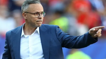 وهبي ينتقد نظام كأس العالم ويؤكد جاهزية المغرب للتكيف مع التحديات المرتقبة