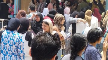 42 سؤالًا بإجمالي 60 درجة في امتحان الإنجليزي للثانوية العامة غدًا