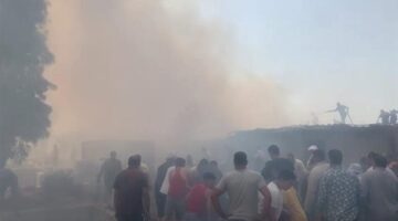 إخماد حريق هائل بشونة كتان في قرية ميت هاشم دون وقوع إصابات
