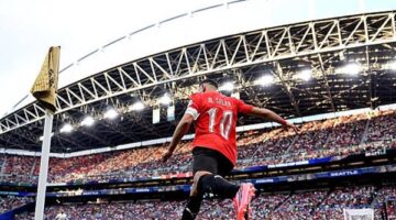 اتفاق شفهي يقرب محمد صلاح من الانتقال إلى صفوف نادي بشكتاش التركي