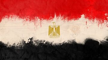 الاتحاد الأوروبي وفرنسا يدينان استهداف سفينتين في ميناء دمياط ويعلنان التضامن مع مصر