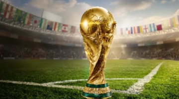 الفيفا يختار ١٨ حكماً لإدارة تقنية الفيديو في نصف نهائي المونديال
