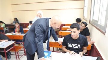 تحرك قانوني من وزارة التعليم بعد جدل تسريب امتحان الإنجليزي بسبب سجادة غامضة