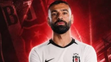 تفاعل واسع مع تساؤل ديلان تشيتشك دينيز بشأن صفقة محمد صلاح المنتظرة