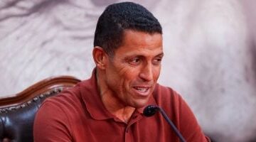 تقارير طبية مقلقة لبعض لاعبي الأهلي تضع الحسين عموتة في مأزق فني