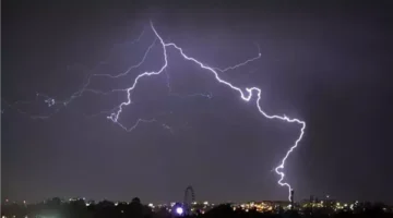 تهديد العواصف الرعدية يؤجل مواجهة إنجلترا والنرويج في ربع نهائي المونديال
