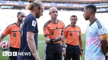 حكمان عربيان يكتبان التاريخ بوصول المخادمة وجيد إلى المربع الذهبي للمونديال