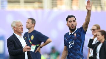 ديشان يخرج عن صمته ويكشف سبب مشادته الكلامية مع اللاعب شرقي