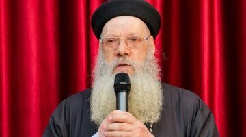 رحيل القمص بطرس القمص زكريا شيخ كهنة إيبارشية نجع حمادي عن 78 عامًا