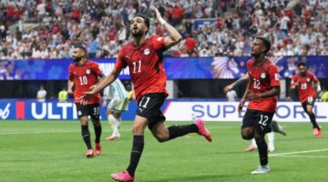 رسالة رئاسية من السيسي إلى لاعبي منتخب مصر بعد ملحمة الأرجنتين الكروية