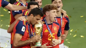 عملة مدفونة تعيد إسبانيا لمنصات التتويج بكأس العالم بعد نهائي الأرجنتين المثير