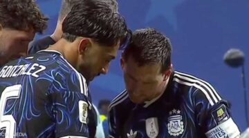 فيديو يكشف سخرية ميسي ورفاقه من خطة الحارس بيكفورد خلال المواجهة