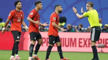 فيفا يستبعد حكم مباراة مصر والأرجنتين من مراحل كأس العالم الحاسمة