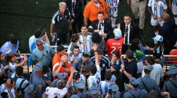 قتلى ومصابون في اشتباكات بالأرجنتين إثر خسارة نهائي كأس العالم عقب المباراة