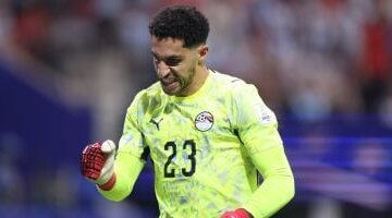 لماذا يكرر مصطفى أحمد شوبير إنجازات أساطير كرة القدم في المونديال؟