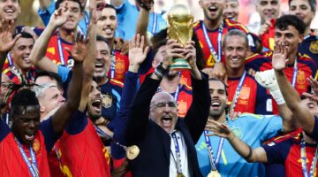 لويس دي لا فوينتي.. كيف قاد منتخب إسبانيا للتتويج بلقب كأس العالم؟