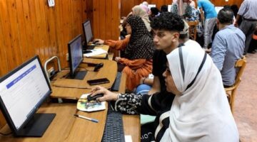 مؤشرات تنسيق كليات الأدبي بالجامعات الحكومية للمرحلتين الأولى والثانية للطلاب