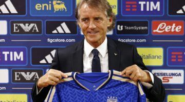 مانشيني يعتذر عن رحيله المفاجئ عن تدريب المنتخب السعودي بعد عودته لإيطاليا