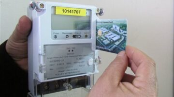 محاضر وغرامات تنتظر مستخدمي كروت شحن الكهرباء غير المعتمدة للعدادات مسبقة الدفع