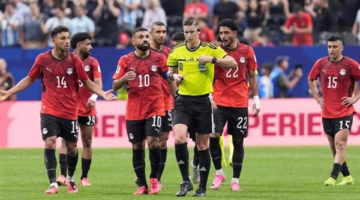 محمد أبو تريكة يفتح النار بعد تعرض منتخب مصر للظلم أمام ميسي والتحكيم