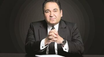 محمد علي خير يطالب لاعبي منتخب مصر بالتبرع بـ 30% من مكافآت المونديال