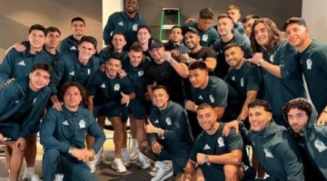 منتخب المكسيك يعيد ساعات رولكس التي بلغت قيمتها مليون دولار للشركة المصنعة