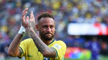 نيمار ينهي مشواره مع منتخب البرازيل عقب الإقصاء المخيب من كأس العالم