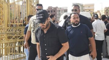 هنا الزاهد وعمرو مصطفى وبسمة بوسيل في جنازة والد تامر حسني
