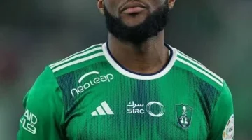 10 ملايين يورو تحسم مصير عودة كيسيه إلى صفوف النادي الأهلي السعودي