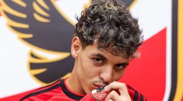 5 أسباب تدفع الأهلي للتمسك بضم جوهرة غزل المحلة محمود صلاح