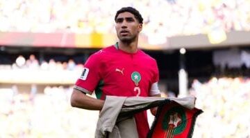 أشرف حكيمي يتصدر قائمة المرشحين الخمسة لجائزة أفضل لاعب في قارة أفريقيا