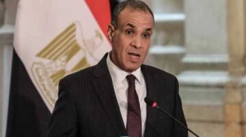 الخارجية المصرية تنفي استهداف سفينتين في ميناء دمياط وتواصل التحقيقات حول الواقعة