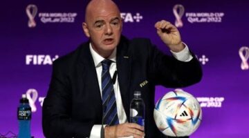 الرئيس التنفيذي للدوري الإنجليزي يتهم إنفانتينو بالضغط على زر التدمير الذاتي لكرة القدم
